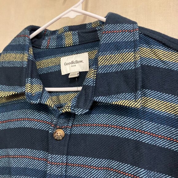 Goodfellow & Co Men's Striped Heavyweight Flannel Long Sleeve Button-Down Shirt - Picture 9 of 14
